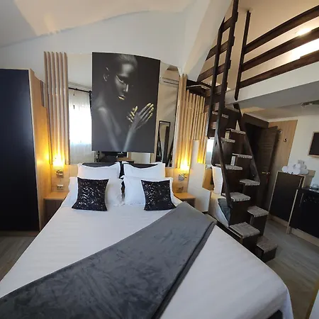 Hotel Theline 3*