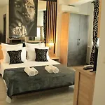 Hotel Theline