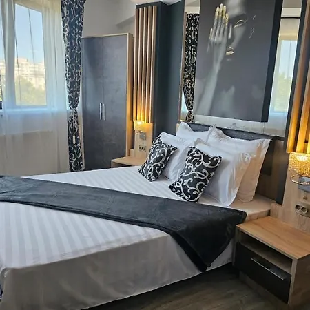 Hotel Theline 3*