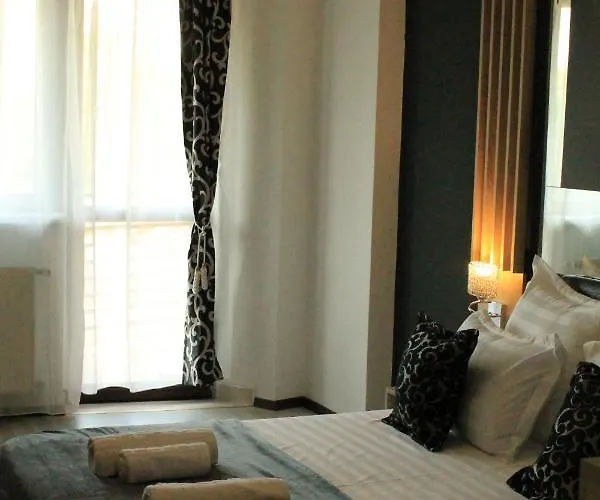 Theline 布加勒斯特